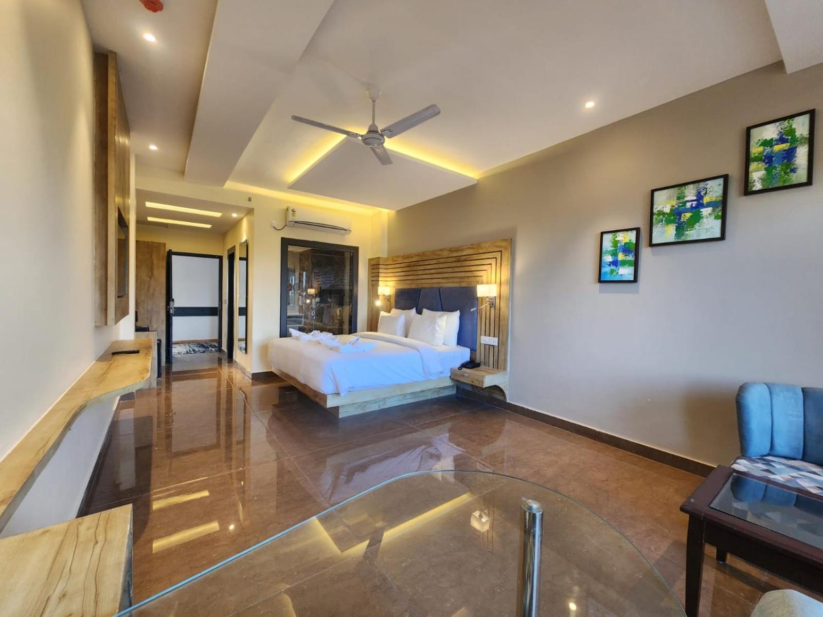 Aachman River And Valley View Resort Dharamshala - A Riverside Resort With Balcony View Экстерьер фото