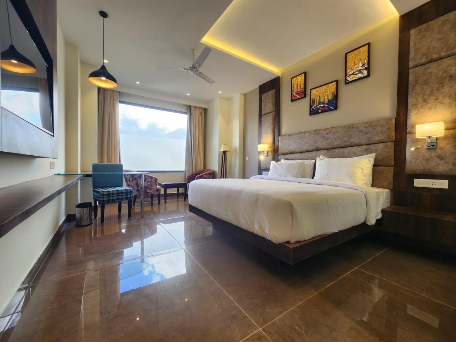 Aachman River And Valley View Resort Dharamshala - A Riverside Resort With Balcony View Экстерьер фото