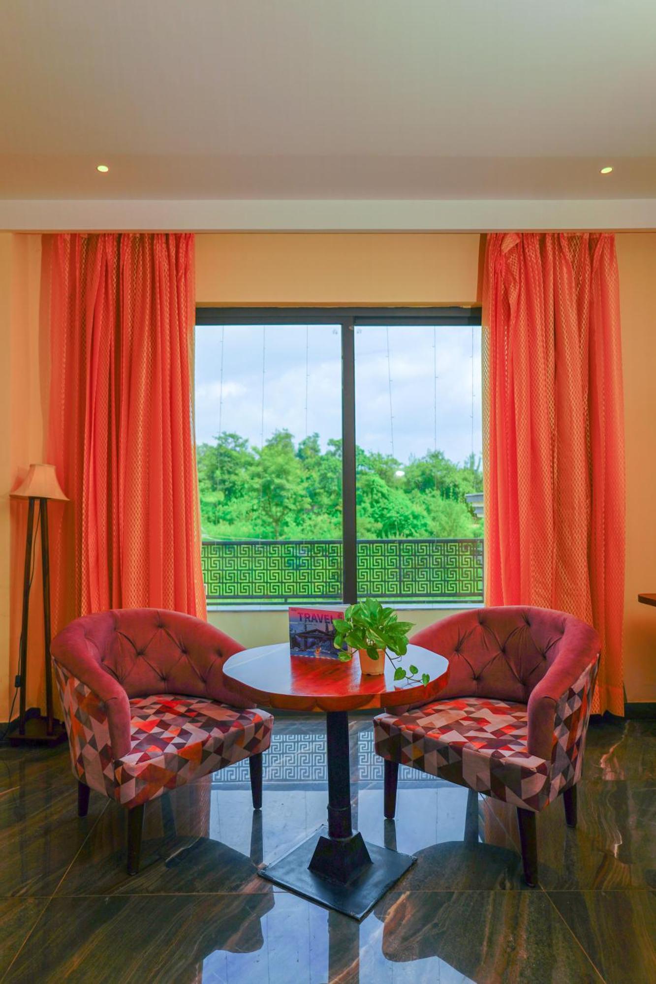 Aachman River And Valley View Resort Dharamshala - A Riverside Resort With Balcony View Экстерьер фото